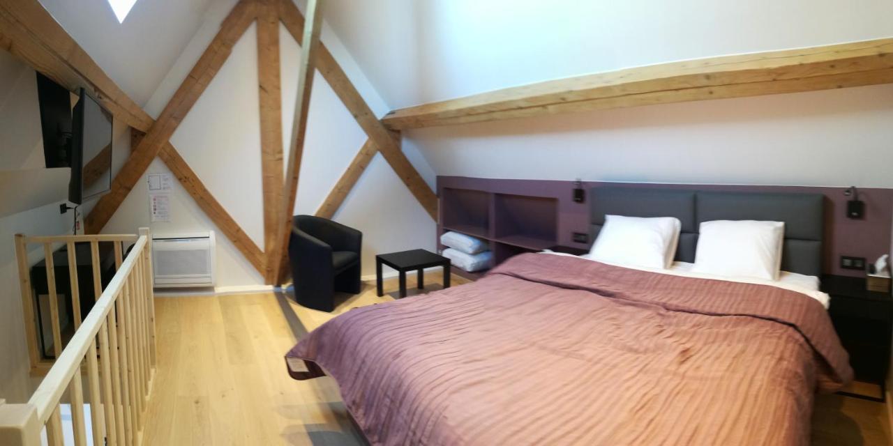B&B Hof Ter Kouter Dworp Eksteriør bilde